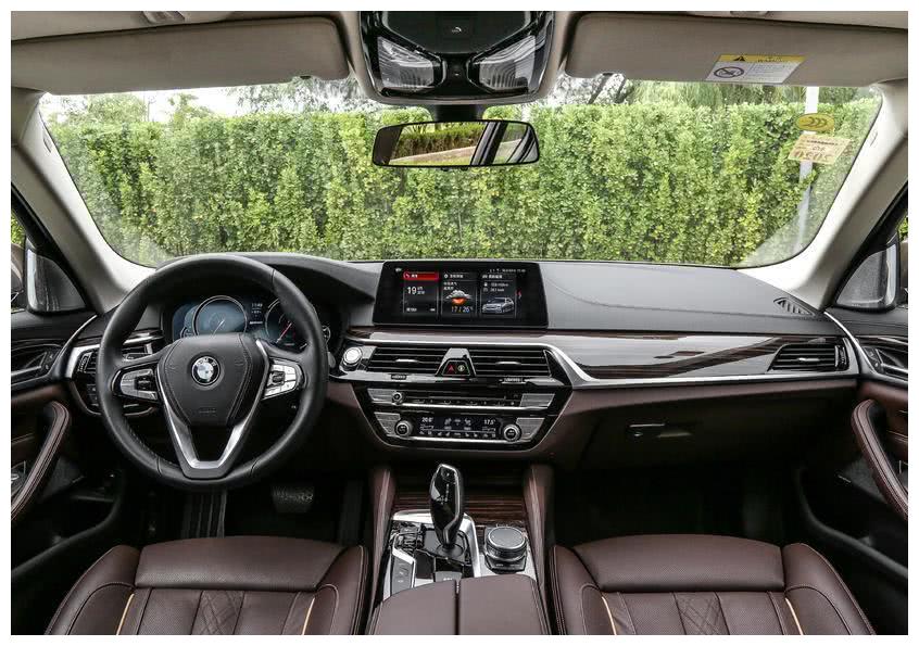 豪車也玩新能源？插電混動豪華轎車推薦