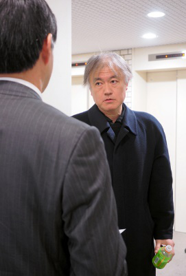 日本棋闻 | “你来挡门的?”依田纪基在对局地当场进行争论