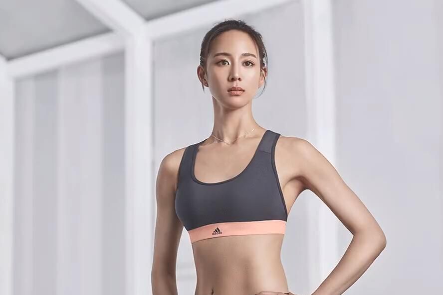 袁姗姗运动内衣_袁姗姗运动内衣马甲(2)
