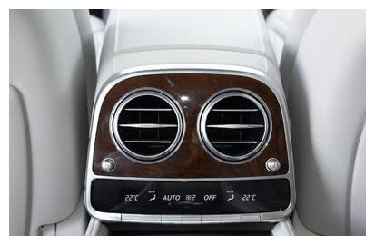 豪車也玩新能源？插電混動豪華轎車推薦