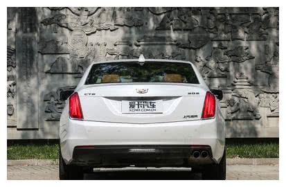 豪車也玩新能源？插電混動豪華轎車推薦