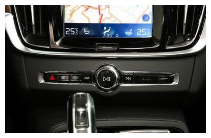 豪車也玩新能源？插電混動豪華轎車推薦