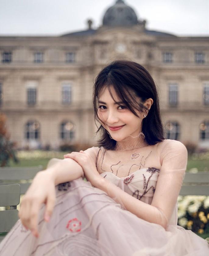 袁姗姗的家和猪圈一样袁姗姗的房间是我本人