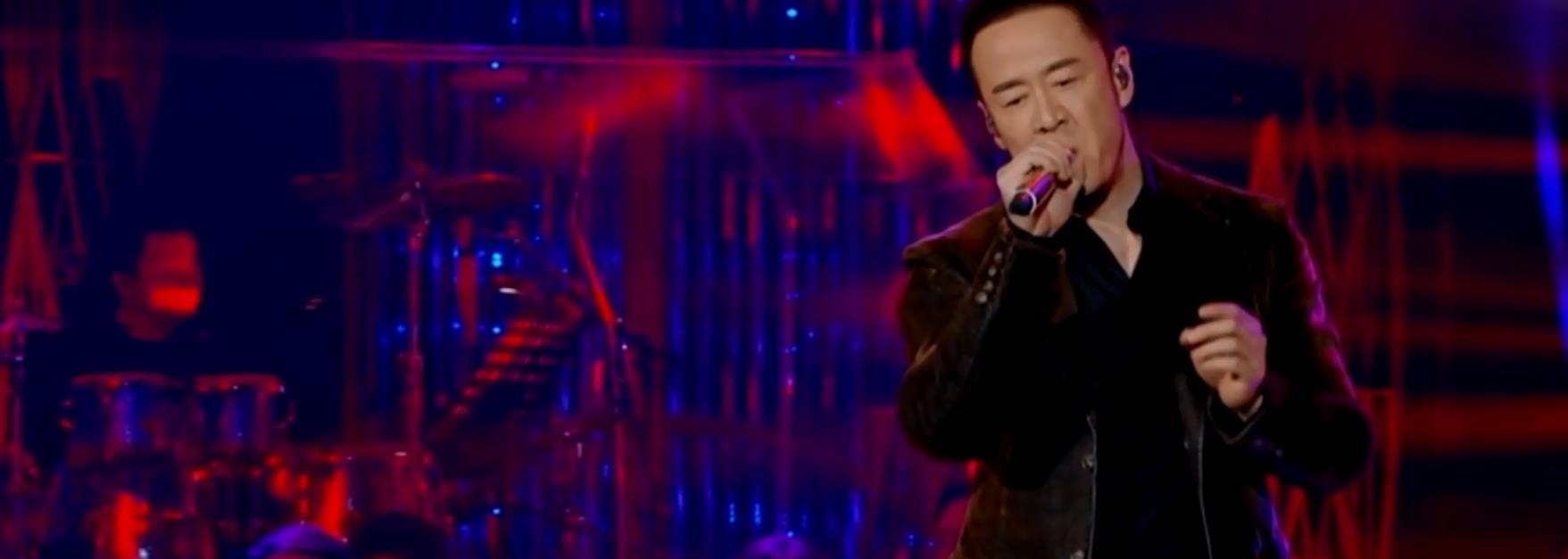 他是中国好歌曲导师，更是歌手2019四强，今新歌上线你听了吗？