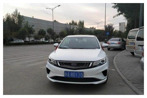 外观时尚开着出门面子足?帝豪GL车主用车4900公里口碑分享