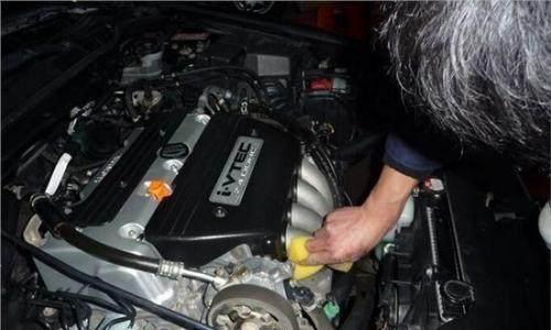 这四个4S店专用的坑钱套路，那些汽车小白要注意了，做了也没用