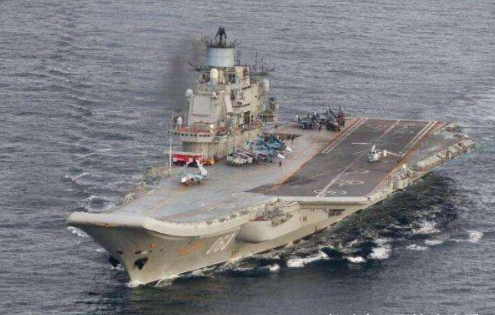 俄罗斯最后的底线?冒烟航母坚决不交给中国,原