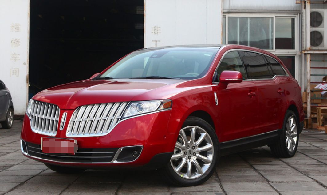 林肯MKT,操控沉稳,行驶有一种安全感