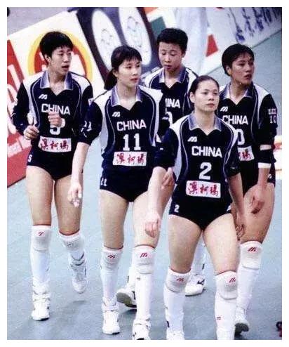 解码③|中国女排的10号,比贝利拼命,比梅西