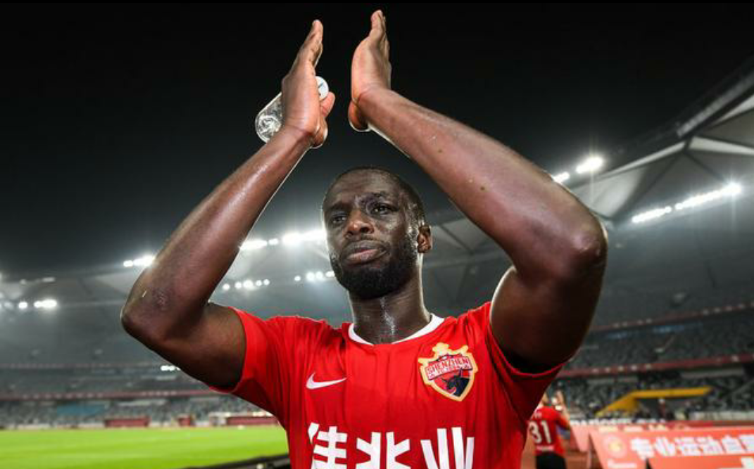 深圳佳兆业主场战平山东鲁能,赛后深足球员感