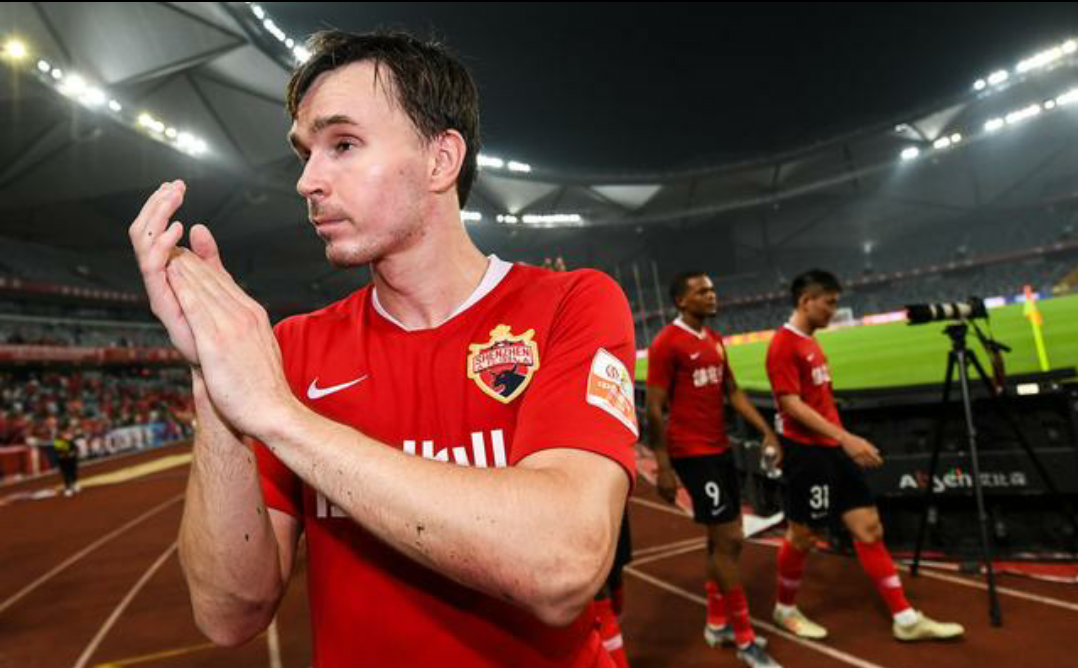 深圳佳兆业主场战平山东鲁能,赛后深足球员感