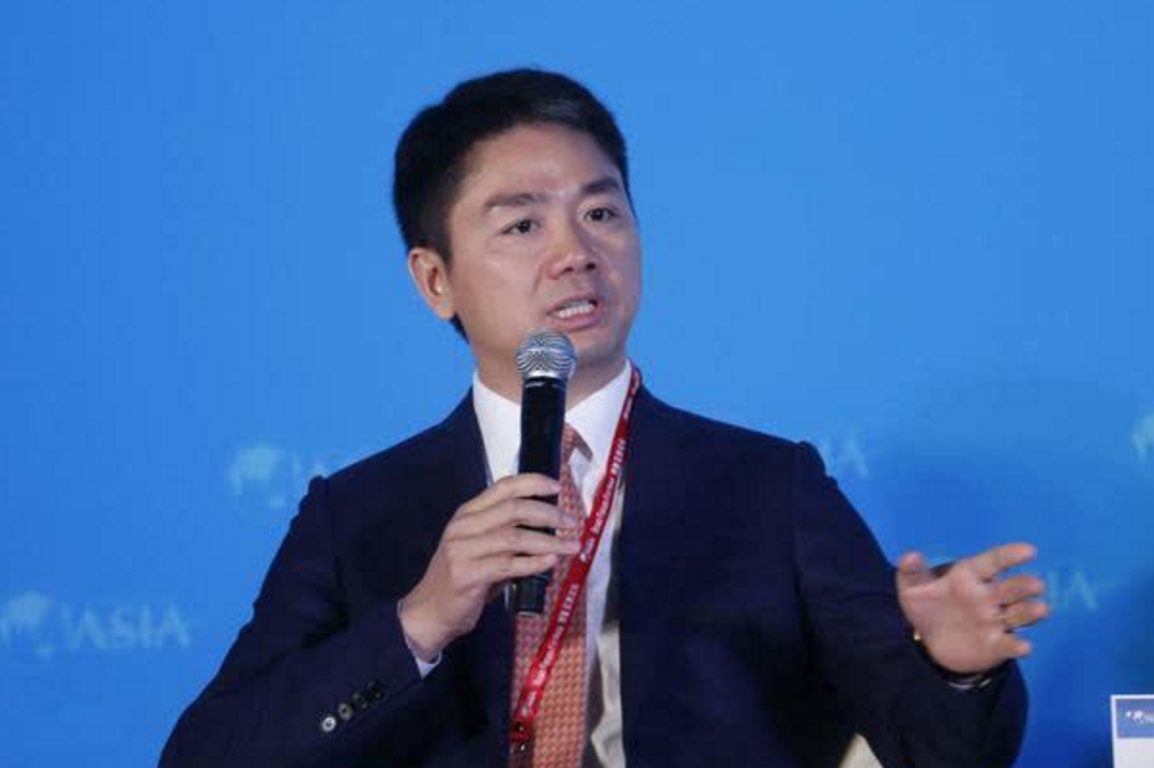 18万京东快递员无底薪,无奈只能弃刘强东而