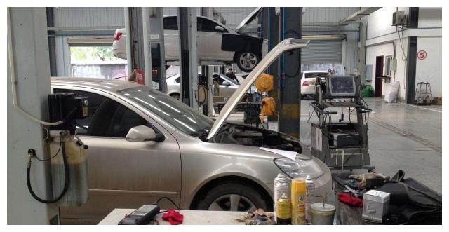 开了3年的车才知道，发动机积碳不用愁，学会这几招就好了！