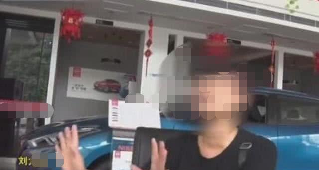 新车到处都是泥巴，车主索赔遭拒，用了一个狠招，让人无语！