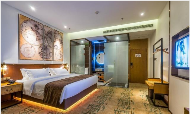 麓枫酒店老总_麓枫酒店(2)