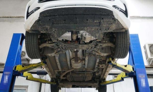 为什么汽车噪音越来越大？不妨更换这4个零部件，静音性得到提高