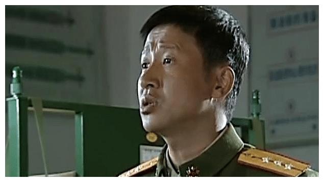 士兵突击中, 拖累史今的不是许三多, 而是最器重史今的高城