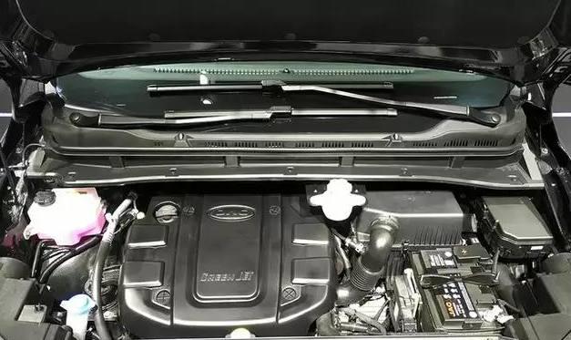 江淮推出全新MPV，颜值更高配置全面，5万起售秒杀宝骏730