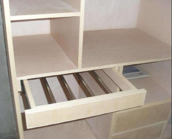 工人要是用这种木板装衣柜，你立马喊停，好多人被坑了?.