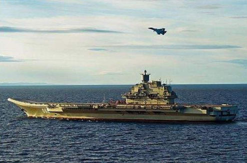 俄罗斯最后的底线?冒烟航母坚决不交给中国,原