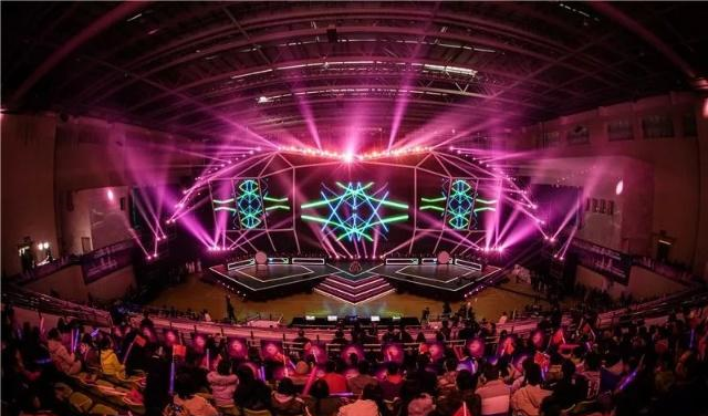 燃!成都国际女子电竞锦标赛开幕,多国美女选手