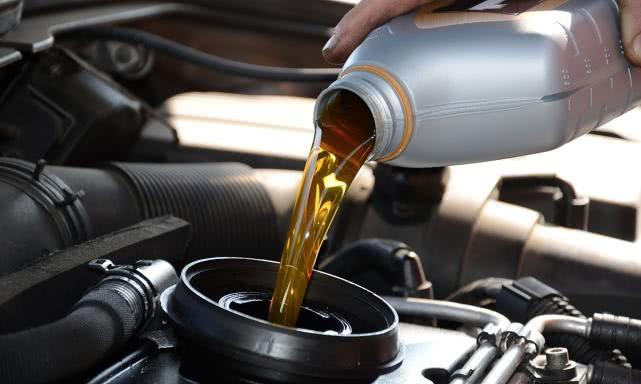 为啥欧洲3万公里才换一次机油，国内4S店却说5000公里就要换一次