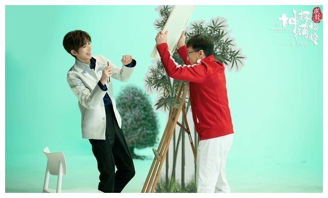 蔡徐坤成龙合作贺岁档电影主题曲,蔡徐坤现场