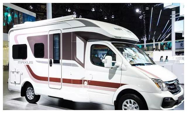 「8.22北京房车展车型推荐」上汽大通RV80小额头房车 45.98万起