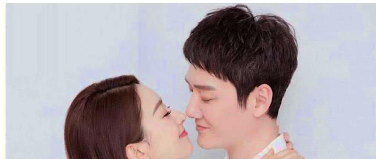 冯绍峰过年给赵丽颖包了个大红包,看到金额,网