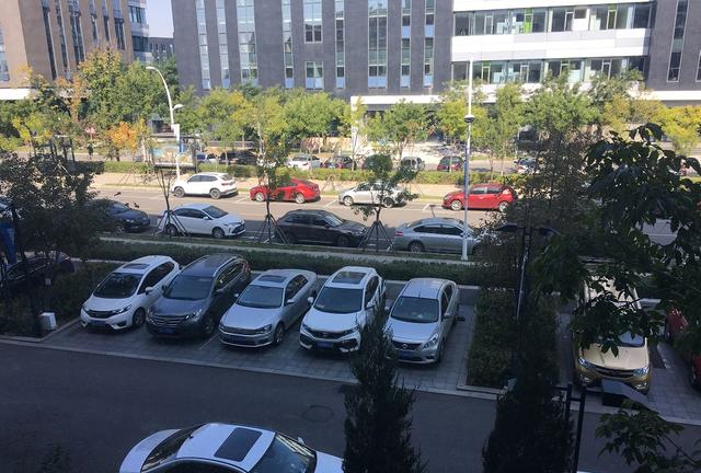 车展买车划算？别被套路了，有的车优惠后可能还比平日贵1、2万