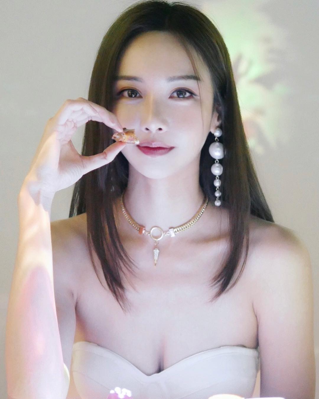 钢琴家李元玲是位健身达人,完美身材和超高颜值展现极致东方美!
