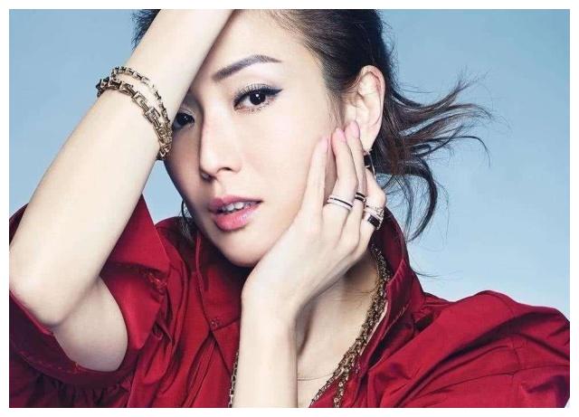 郑秀文比较抒情的好听的粤语歌 郑秀文粤语歌