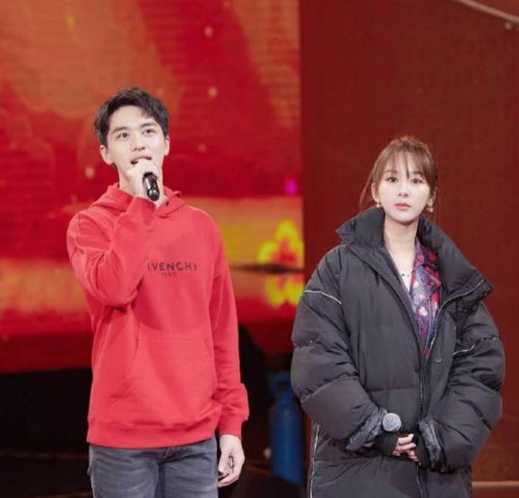 北京卫视春晚彩排现场照流出,杨紫被关晓彤秒