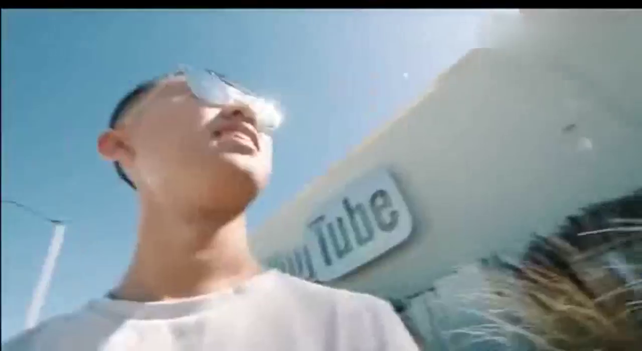 几百万的敞篷版法拉利458，一脚油门后才知道什么是超级跑车！