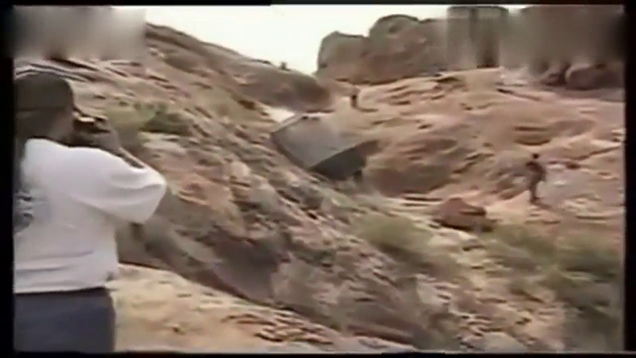 这才是越野之王乌尼莫克卡车极限攀岩