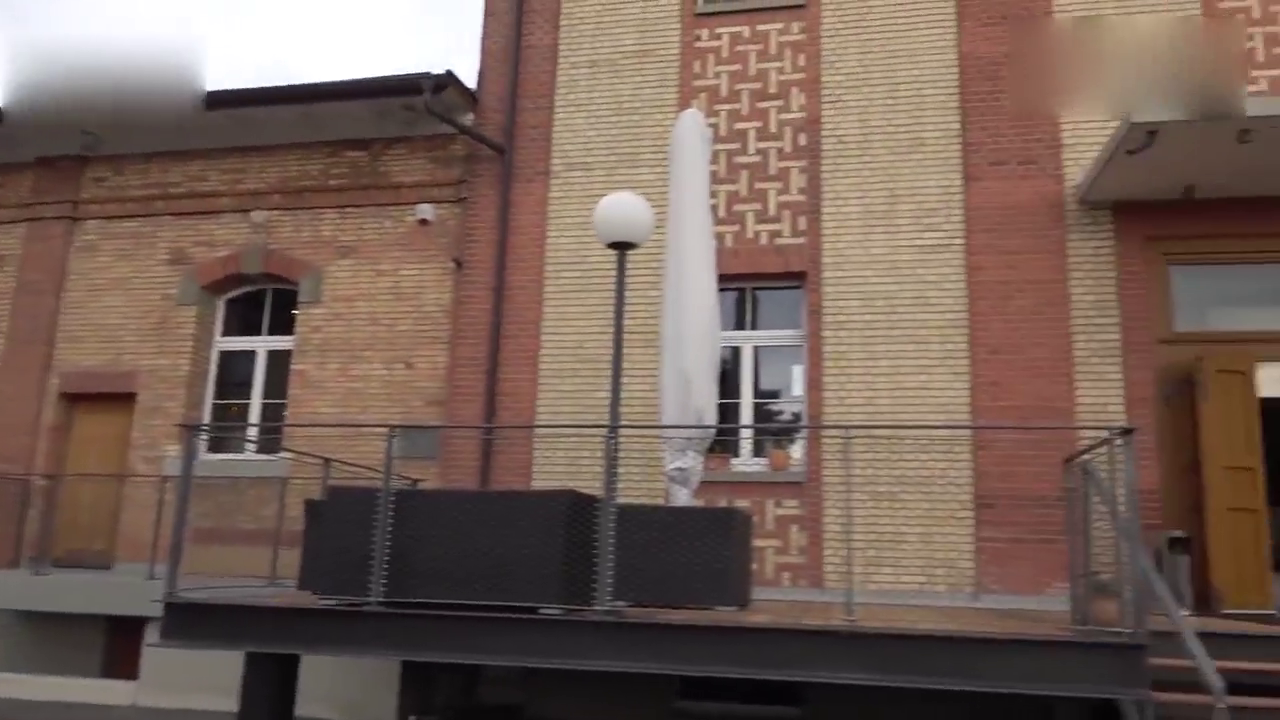 Effspot-参观超级跑车收藏馆