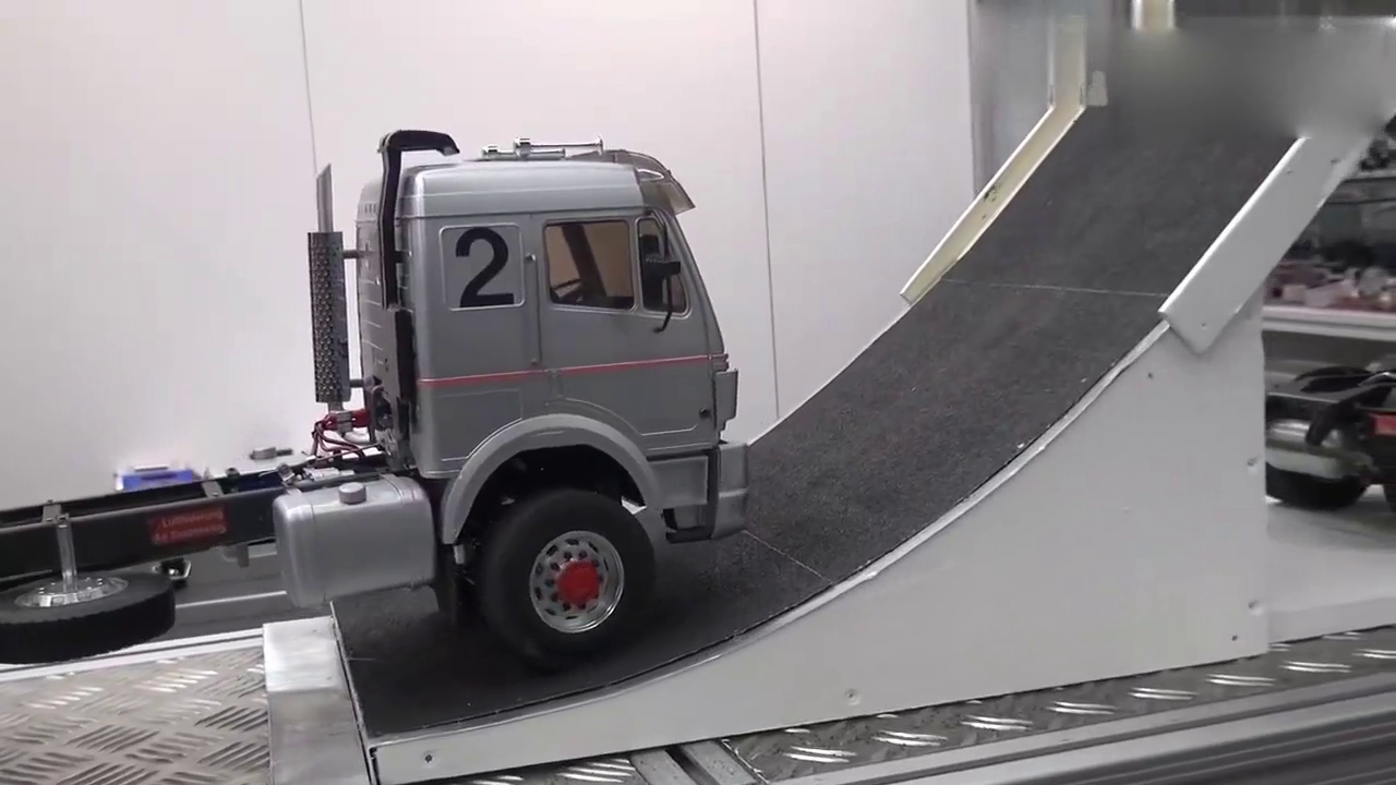 猎车汇 万万没有想到 卡车竟然有这么强大的动力