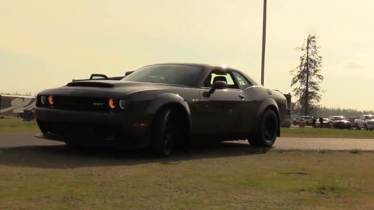 道奇SRE直线提速，看到加速那一刻，同赛道跑车不比了