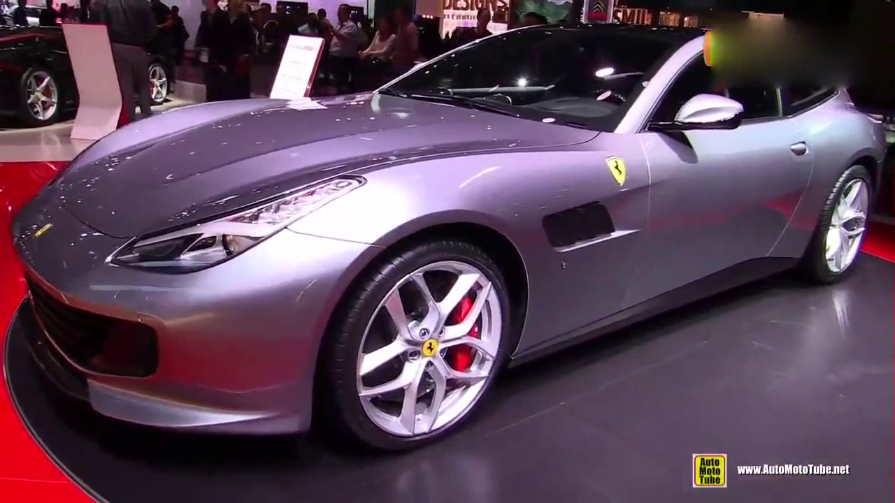 十分具有运动感的车身线条 车展拍法拉利GTC4 Lusso