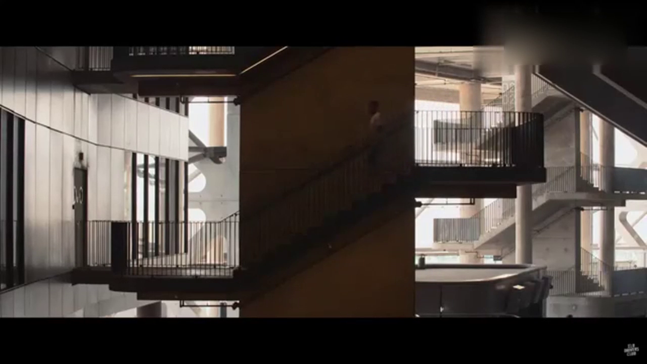 美国Raceism盛会，改装车爱好者和妹子的天堂