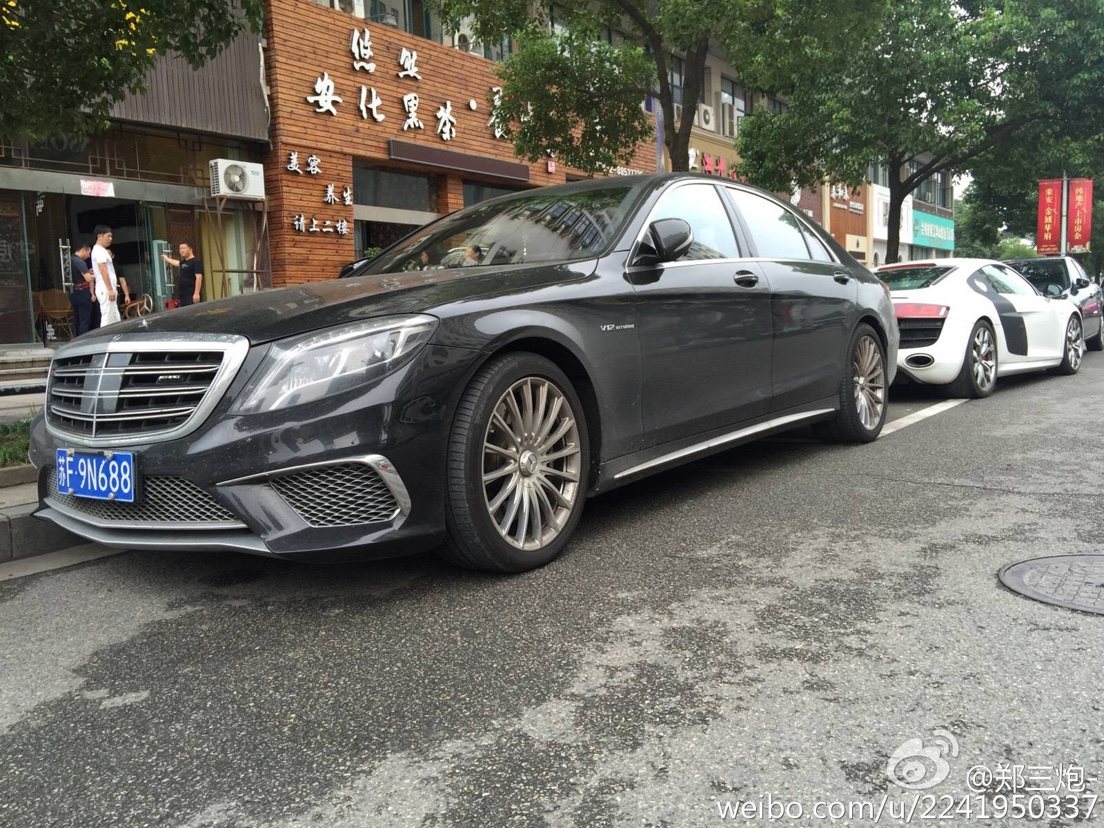 南通通州街头实拍奔驰S65L AMG，12缸发动机太霸气了！