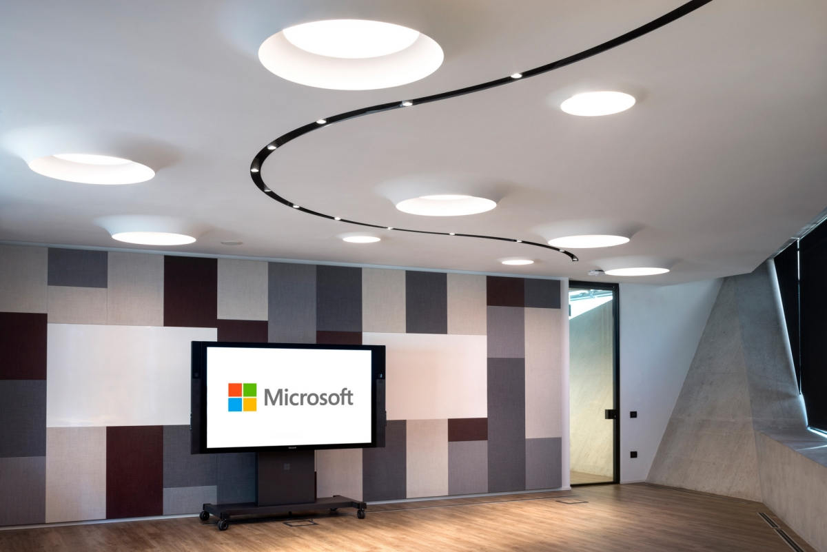 微软意大利分部办公室设计：让工作不再只是上班的代名词！
