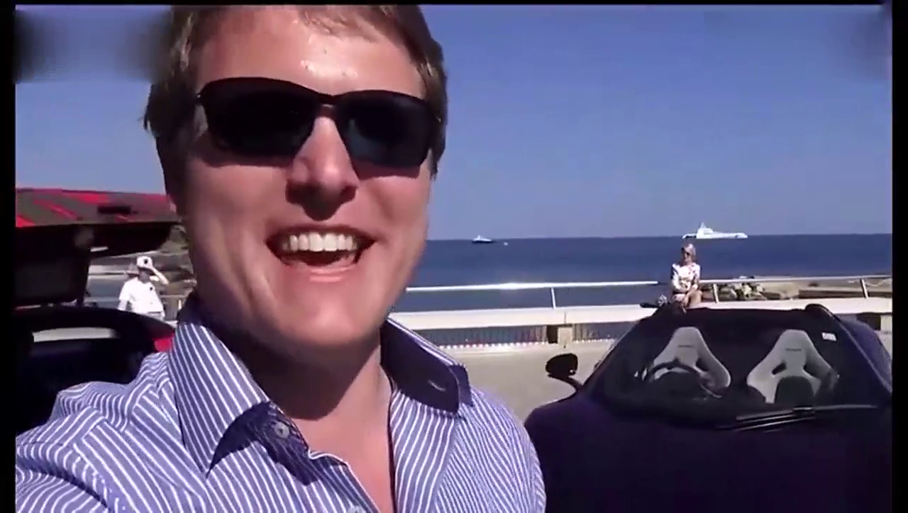 土豪买超级跑车送了一个这样的玩意，打开一看才知道啥叫惊喜！