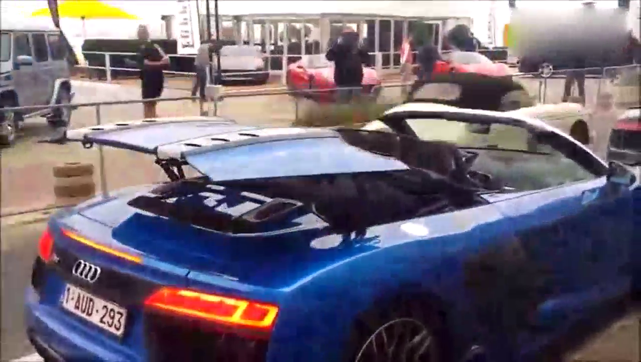 奥迪R8跑车敞篷过程