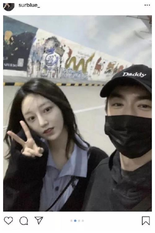 林更新女友正脸曝光，网友：怎么向王思聪看齐了？