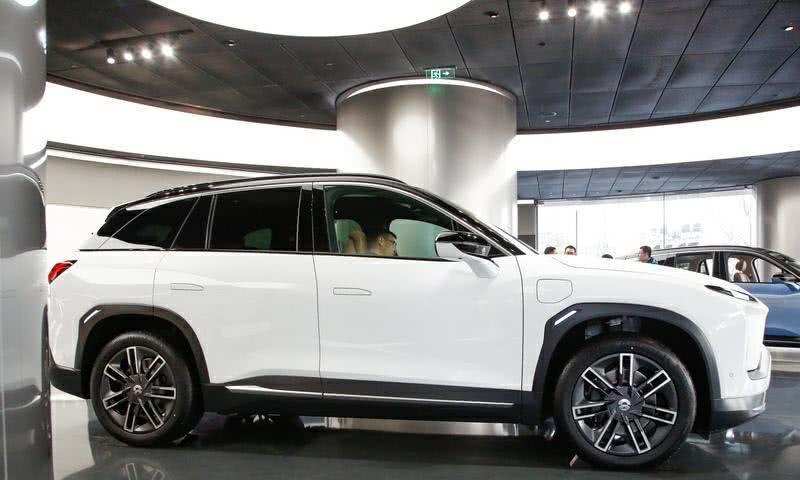 全新蔚来ES6亮相！数字座舱+智能电子4驱，加速4.7秒