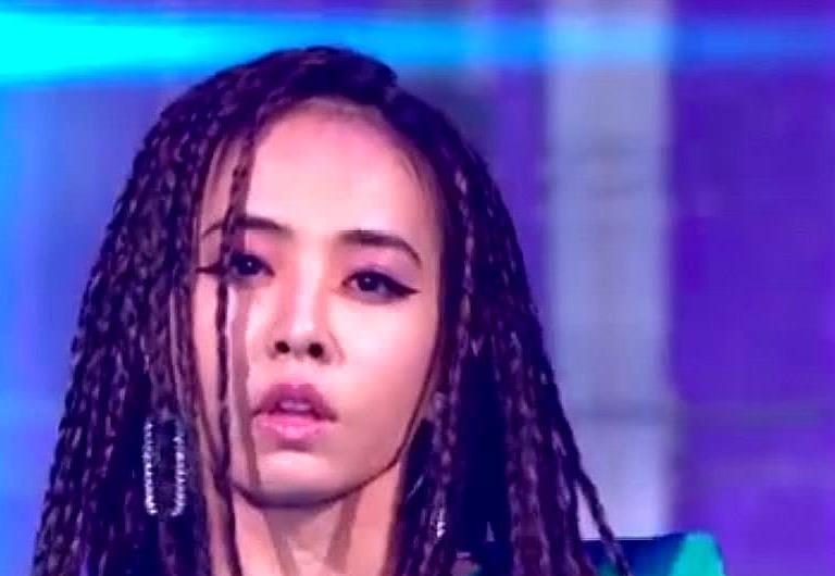 蔡依林热舞，谁注意到旁边的伴舞？放大看清后是“周杰伦”