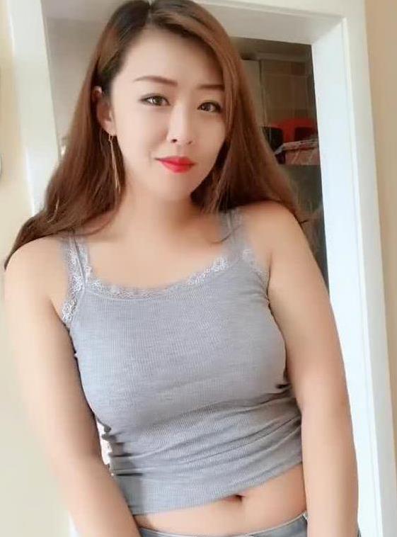 辣妈这丰腴的身材,只能用胖来形容!