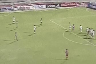 伟大的中国足球中后卫冯潇霆,和巅峰时期的李