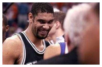 nba5大移动的表情包:大姚的笑成经典,尼克杨问号脸太可爱